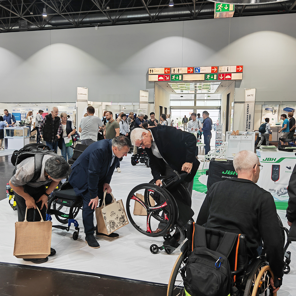 JBH Sedia a rotelle elettrica