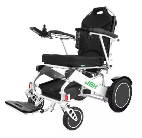 Dalla sabbia della spiaggia alla neve: una guida specifica per il terreno per sedie a rotelle elettriche per carichi pesanti